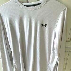 Under Amour cold gear shirt. Size Large
